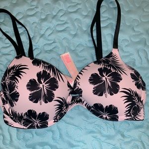 PINK/ Victoria’s Secret wear everywhere bra